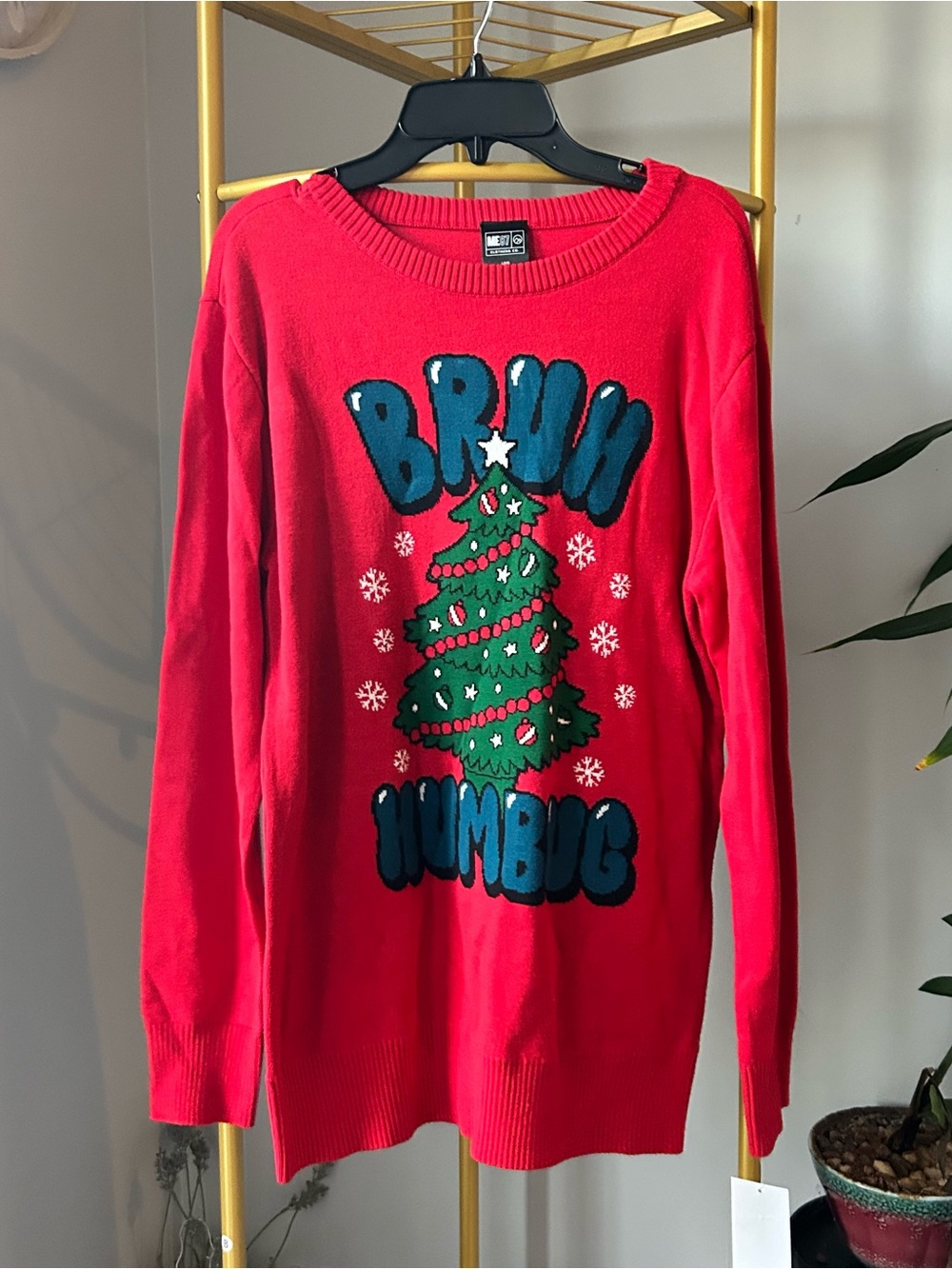 Boys red Bruh Humbug Christmas Tree crew neck ugly Christmas sweater size L NEW